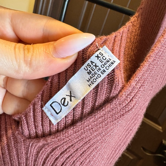 Pink Sleeveless Ribbed Dress - Picture 6 of 6